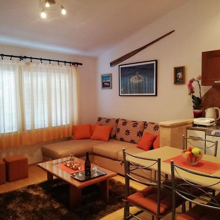 Adria Apartments Pula Zewnętrze zdjęcie