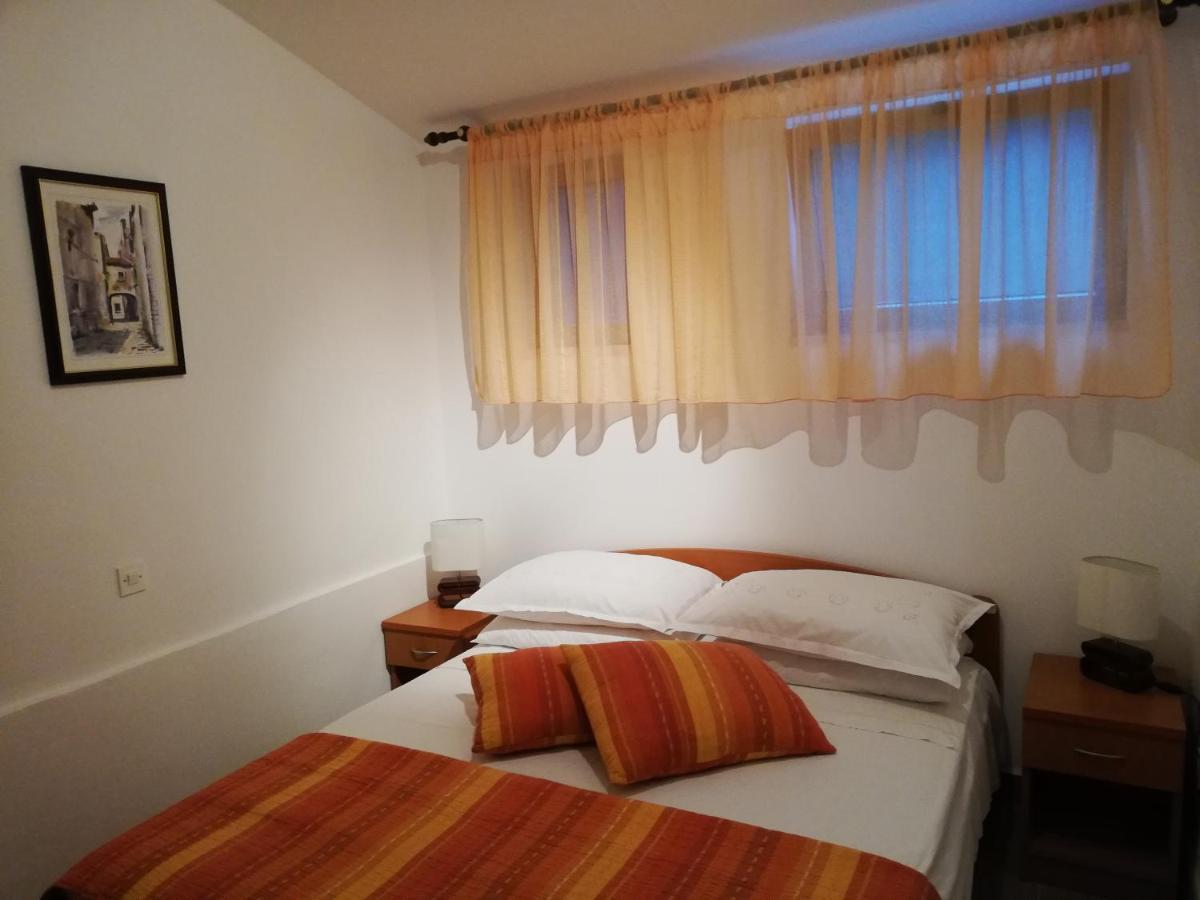 Adria Apartments Pula Zewnętrze zdjęcie